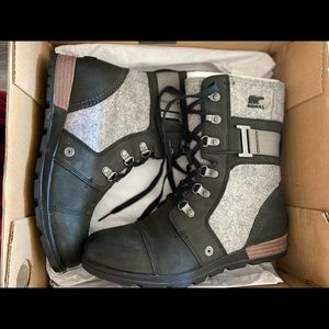 Brand new Sorel Major Carley Boots